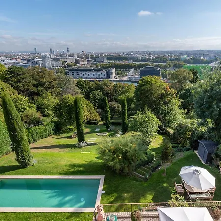 La Vue - Charming House With A Pool Garden And Amazing View