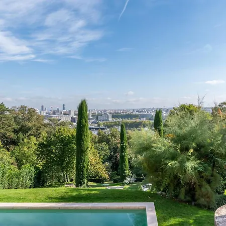 La Vue - Charming House With A Pool Garden And Amazing View La Mulatiere
