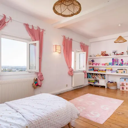 La Vue - Charming House With A Pool Garden And Amazing View Βίλα