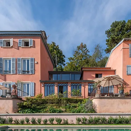 La Vue - Charming House With A Pool Garden And Amazing View Βίλα